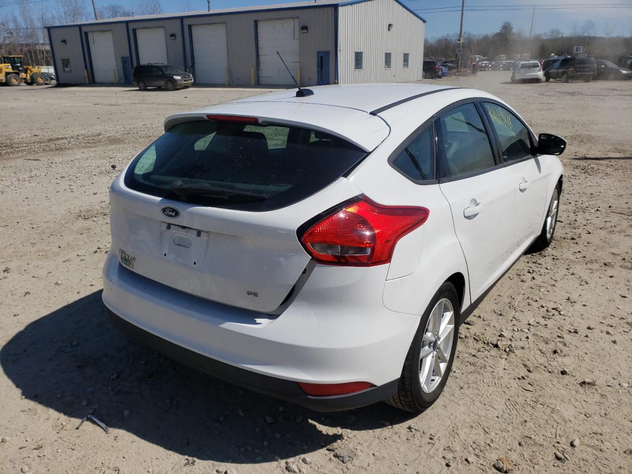 Photo 4 from auction – 2016 FORD FOCUS SE with VIN 1FADP3K22GL230859