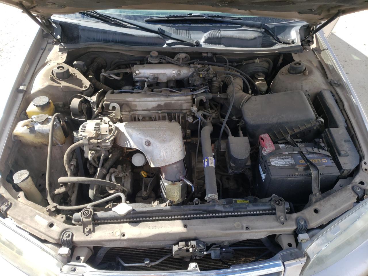 Photo 7 from auction – 2001 TOYOTA CAMRY CE with VIN 4T1BG22K91U063554