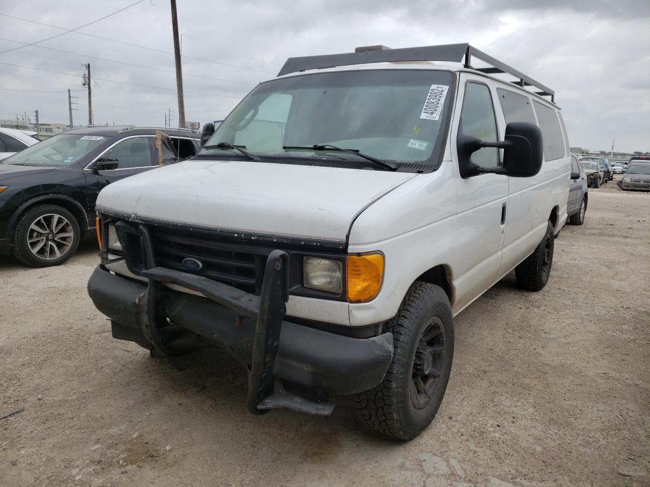 Photo 2 from auction – 2005 FORD ECONOLINE with VIN 1FBSS31S65HB23447