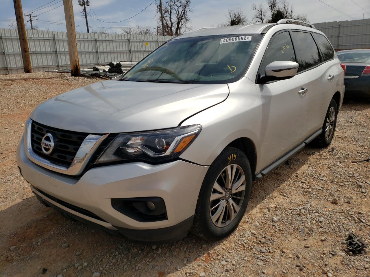 Photo 2 from auction – 2018 NISSAN PATHFINDER with VIN 5N1DR2MM6JC669806