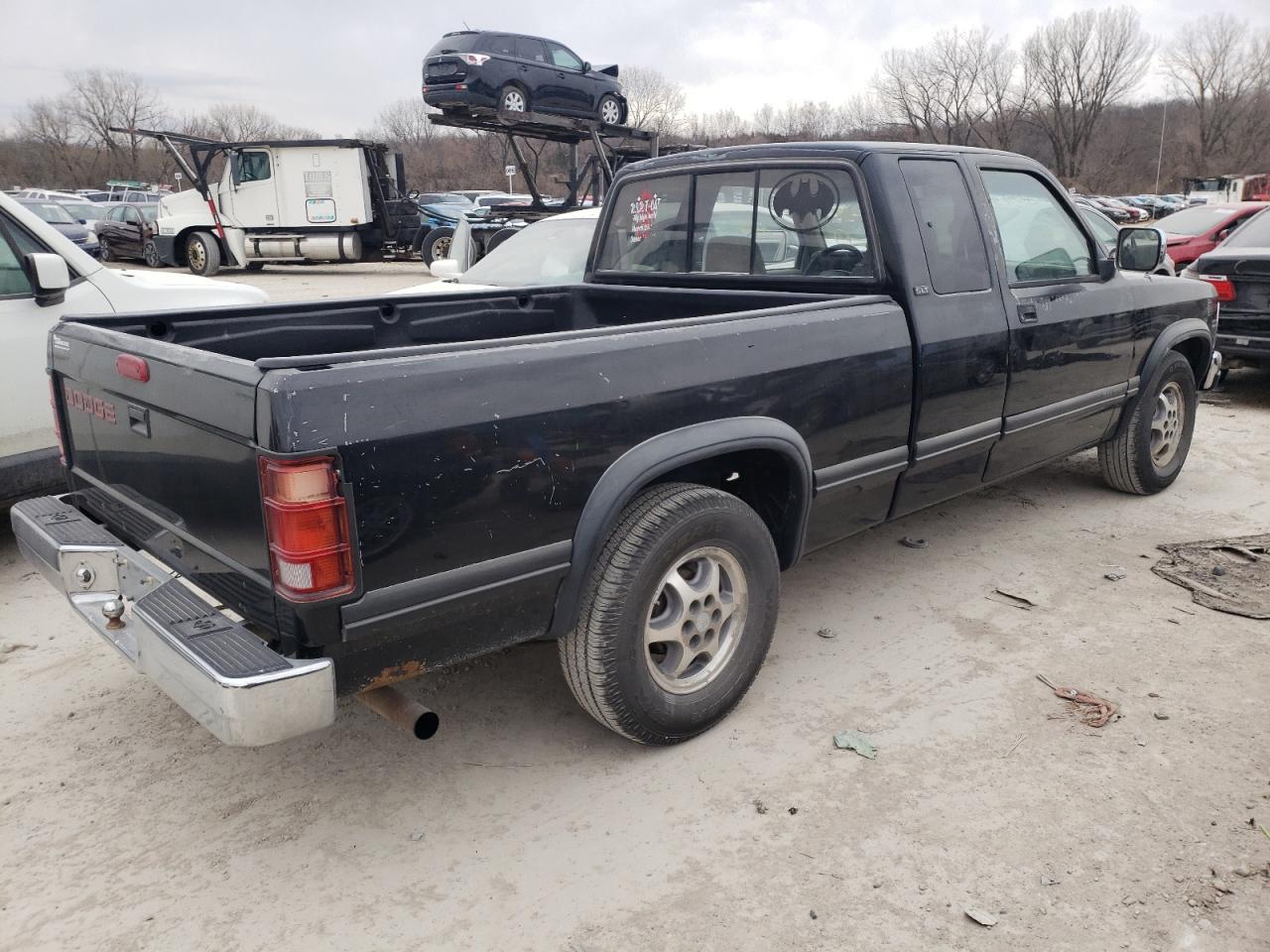 Photo 4 from auction – 1996 DODGE DAKOTA with VIN 1B7GL23X9TS509376