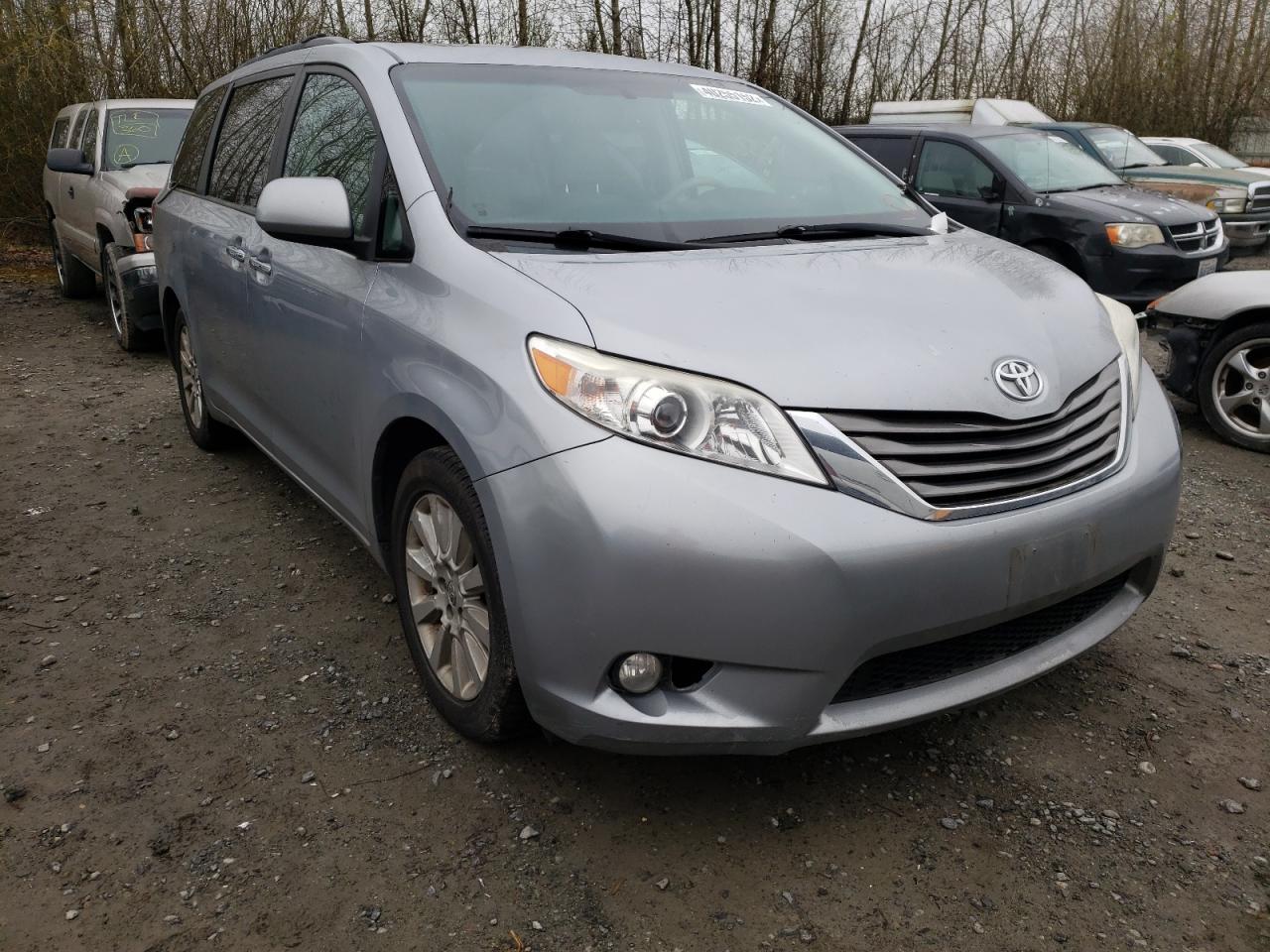 TOYOTA SIENNA XLE 2011 with VIN 5TDDK3DC6BS020643 - Photo from auction