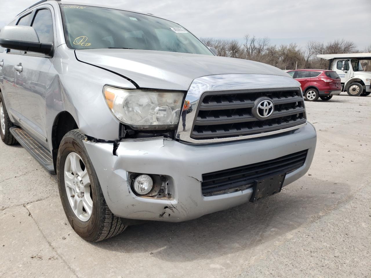 Photo 9 from auction – 2013 TOYOTA SEQUOIA SR with VIN 5TDZY5G14DS045439