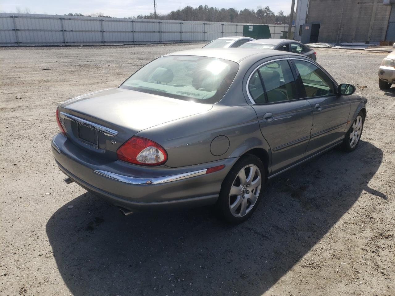 Photo 4 from auction – 2004 JAGUAR X-TYPE with VIN SAJEA51C64WE03061