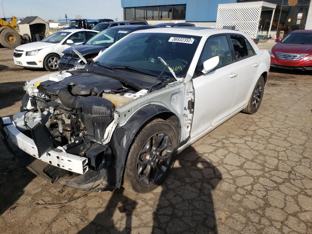 Photo 2 from auction – 2016 CHRYSLER 300 S with VIN 2C3CCAGG5GH136034