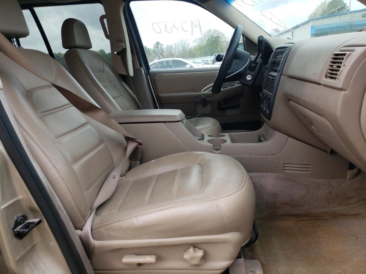 Photo 5 from auction – 2002 FORD EXPLORER X with VIN 1FMZU63EX2ZC21959