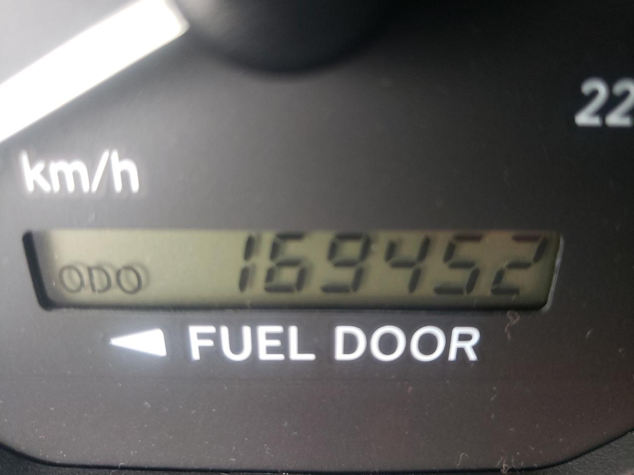Photo 8 from auction – 2000 TOYOTA CAMRY CE with VIN JT2BF22K3Y0283144