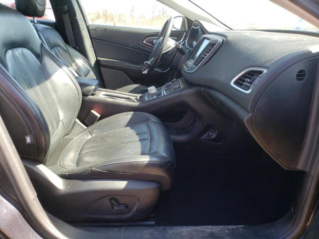 Photo 5 from auction – 2017 CHRYSLER 200 LIMITE with VIN 1C3CCCAB8HN503039
