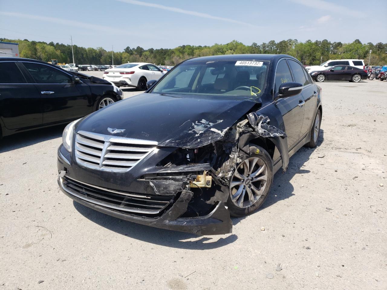 Photo 2 from auction – 2012 HYUNDAI GENESIS 3. with VIN KMHGC4DD1CU158124