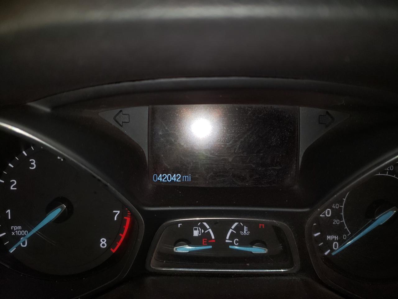 Photo 8 from auction – 2018 FORD ESCAPE SE with VIN 1FMCU9GD3JUC29860