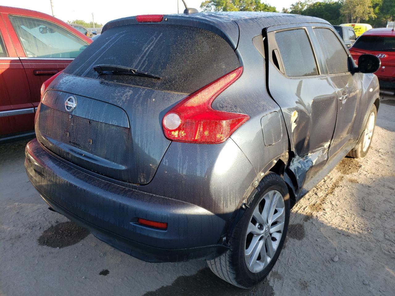Photo 4 from auction – 2011 NISSAN JUKE S with VIN JN8AF5MR7BT011818