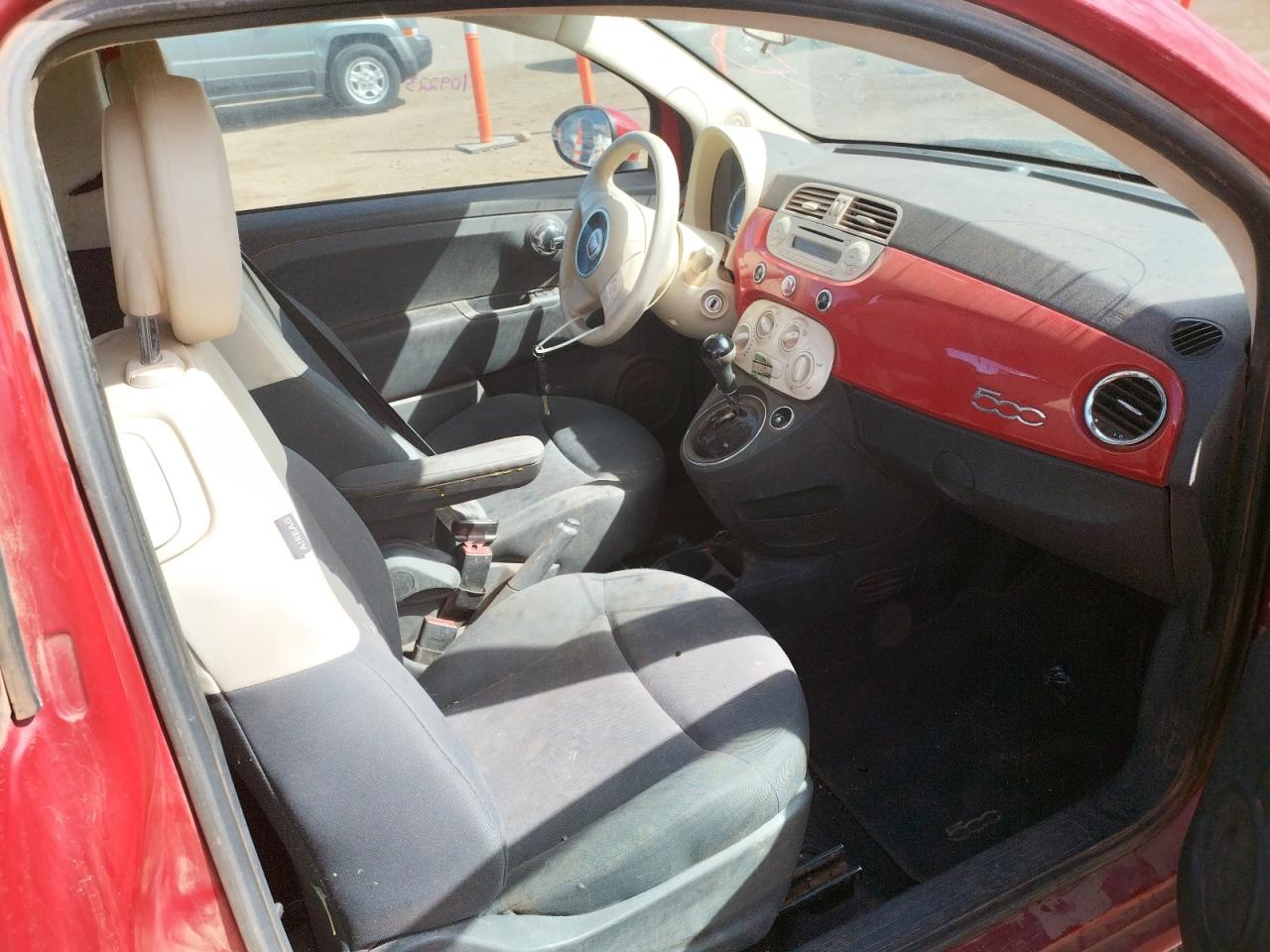 Photo 5 from auction – 2012 FIAT 500 POP with VIN 3C3CFFAR2CT131275