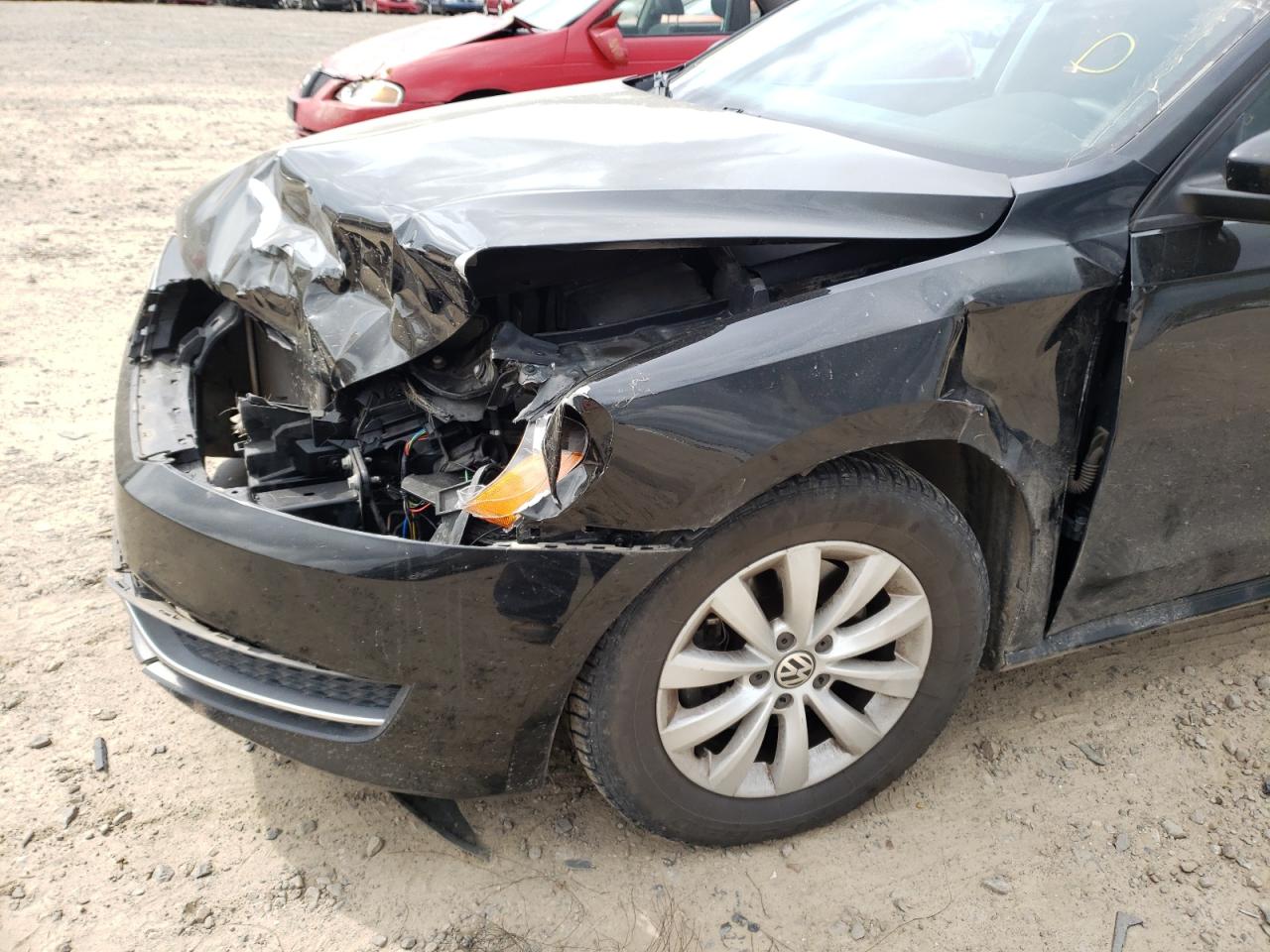 Photo 9 from auction – 2012 VOLKSWAGEN PASSAT S with VIN 1VWAP7A39CC015081