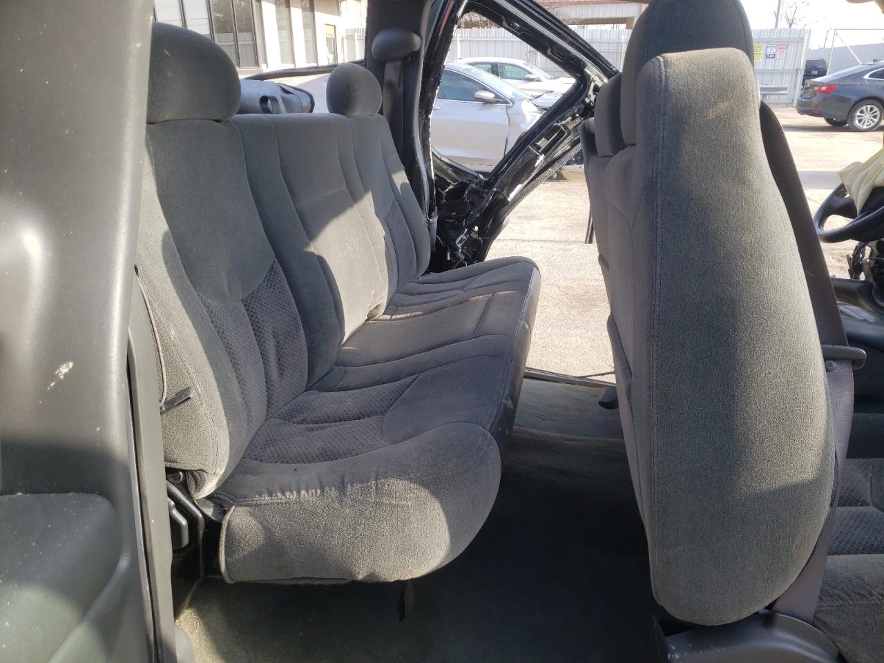 Photo 6 from auction – 2003 CHEVROLET SILVERADO with VIN 1GCEK19TX3Z151477