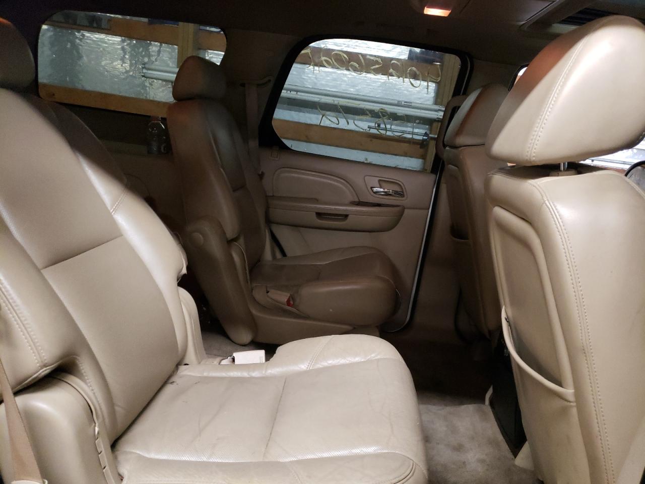Photo 6 from auction – 2009 CADILLAC ESCALADE with VIN 1GYFK13209R123792