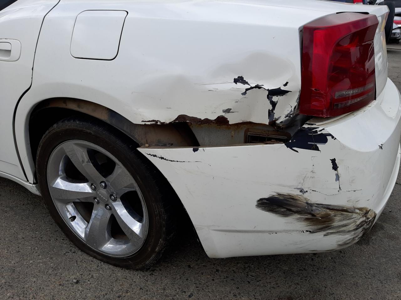 Photo 9 from auction – 2006 DODGE CHARGER SE with VIN 2B3KA43H26H504263