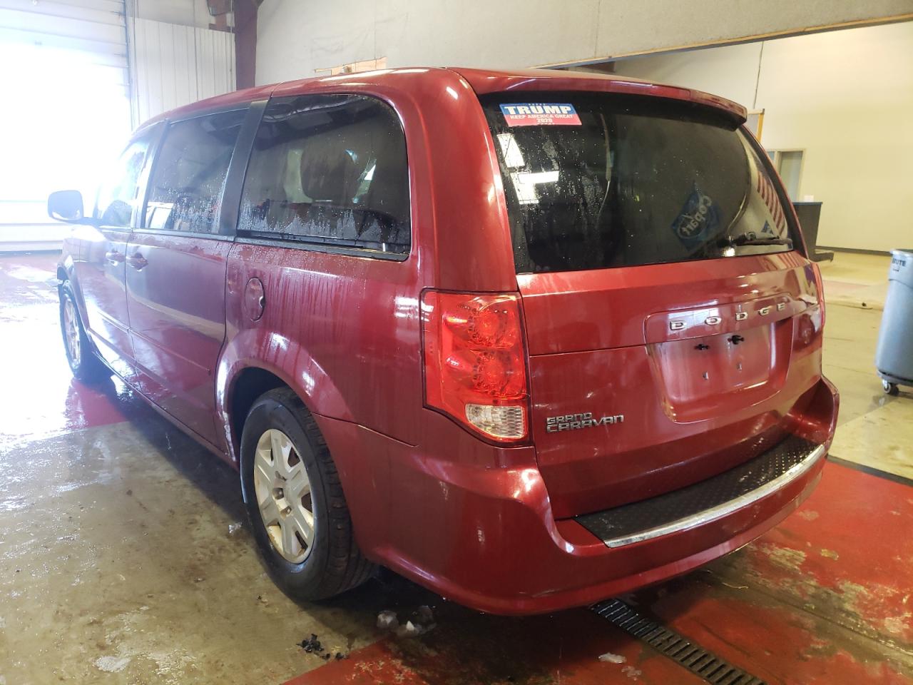 Photo 3 from auction – 2011 DODGE GRAND CARA with VIN 2D4RN4DG4BR743232
