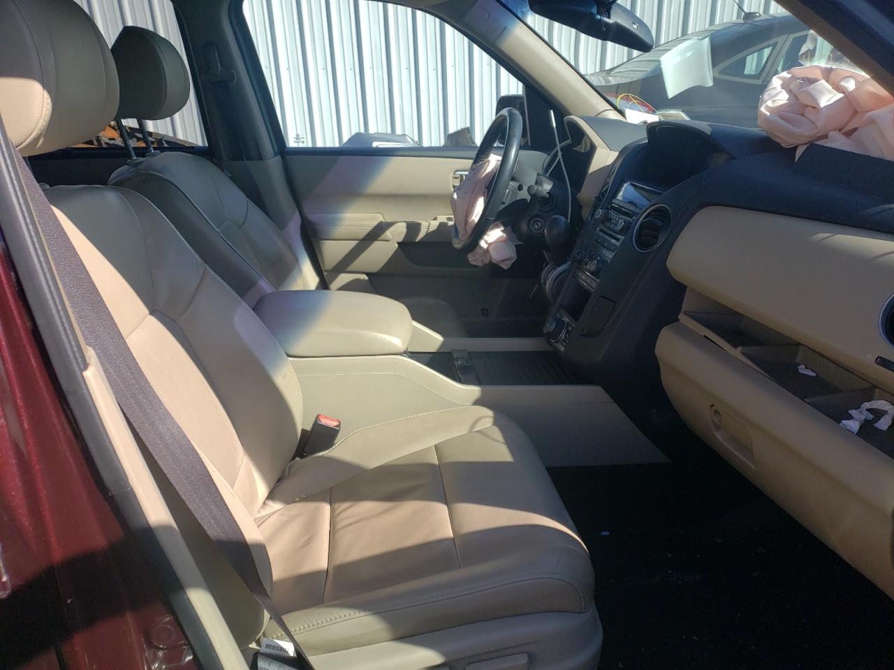 Photo 5 from auction – 2014 HONDA PILOT with VIN 5FNYF4H90EB046318