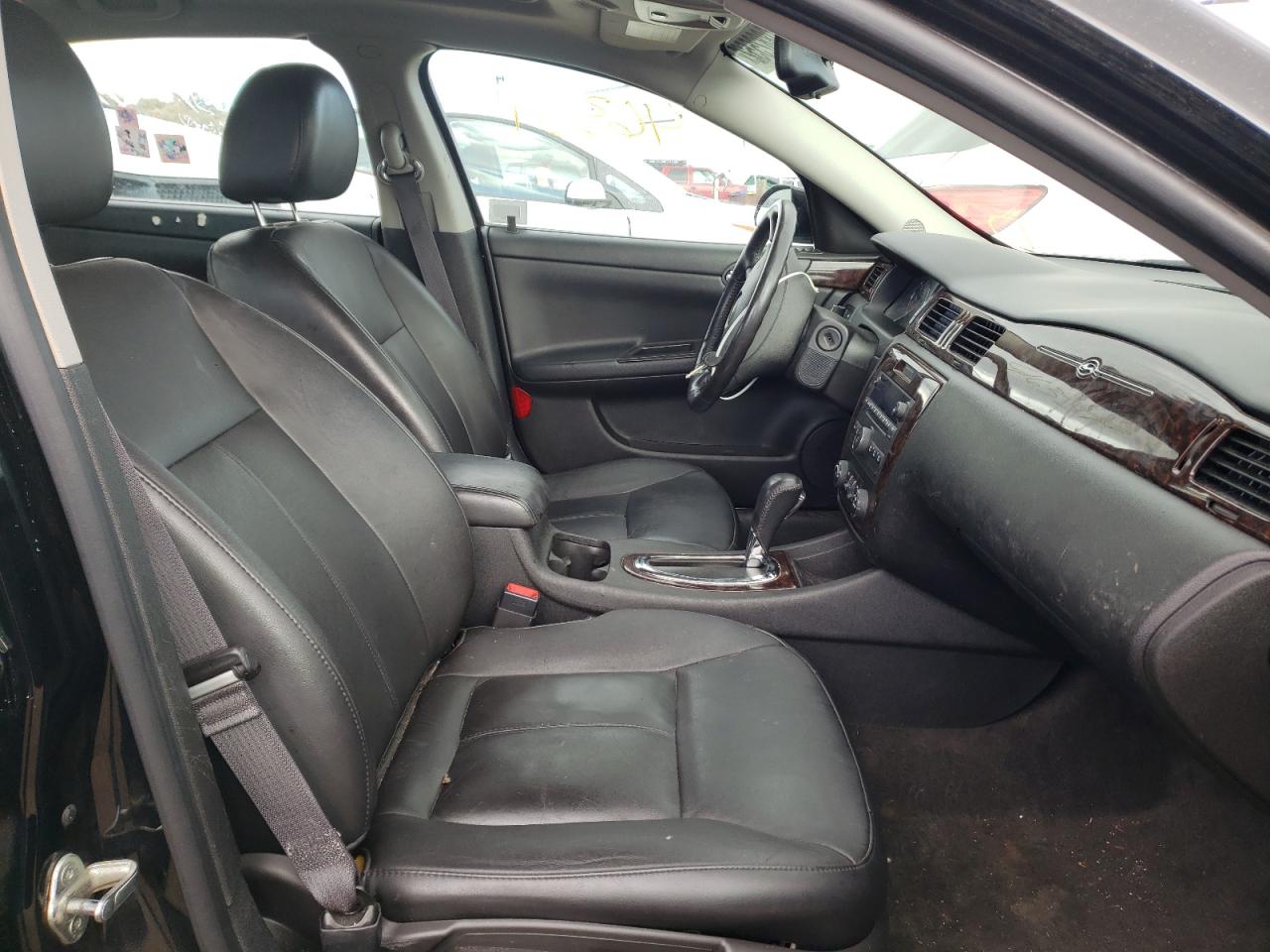 Photo 5 from auction – 2013 CHEVROLET IMPALA LTZ with VIN 2G1WC5E32D1218610
