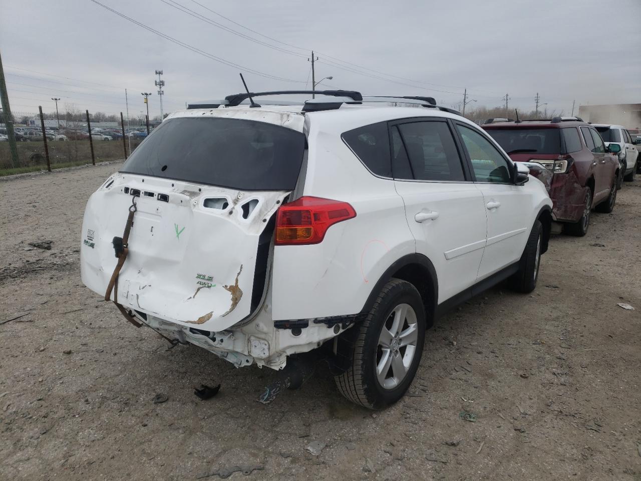 Photo 4 from auction – 2013 TOYOTA RAV4 XLE with VIN 2T3RFREV7DW031911