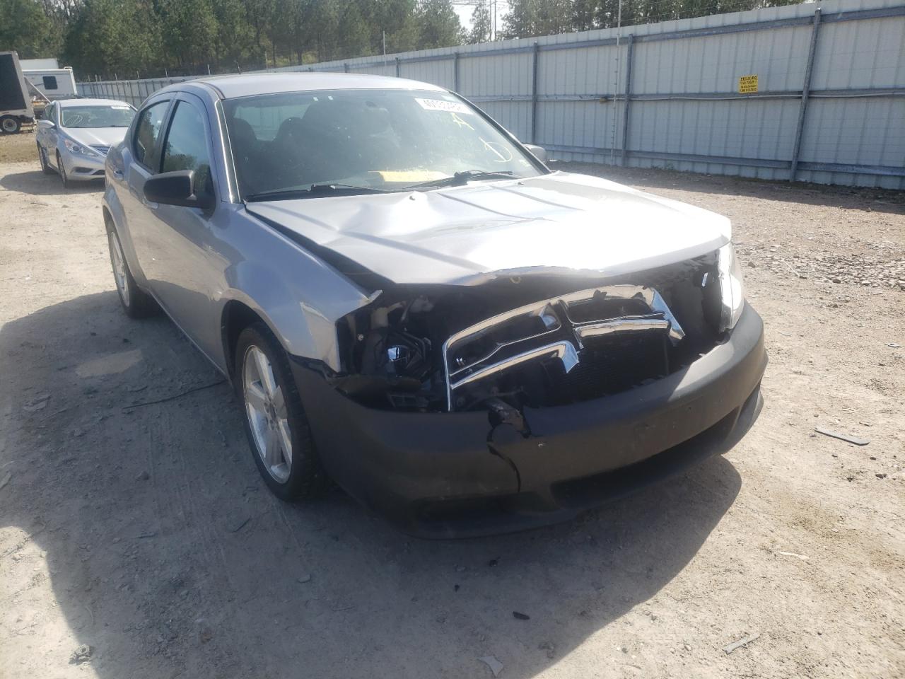 DODGE AVENGER SE 2013 with VIN 1C3CDZAB9DN646267 - Photo from auction