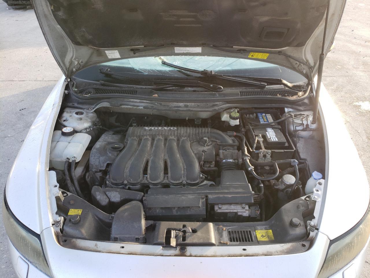 Photo 7 from auction – 2005 VOLVO V50 2.4I with VIN YV1MW382652057249