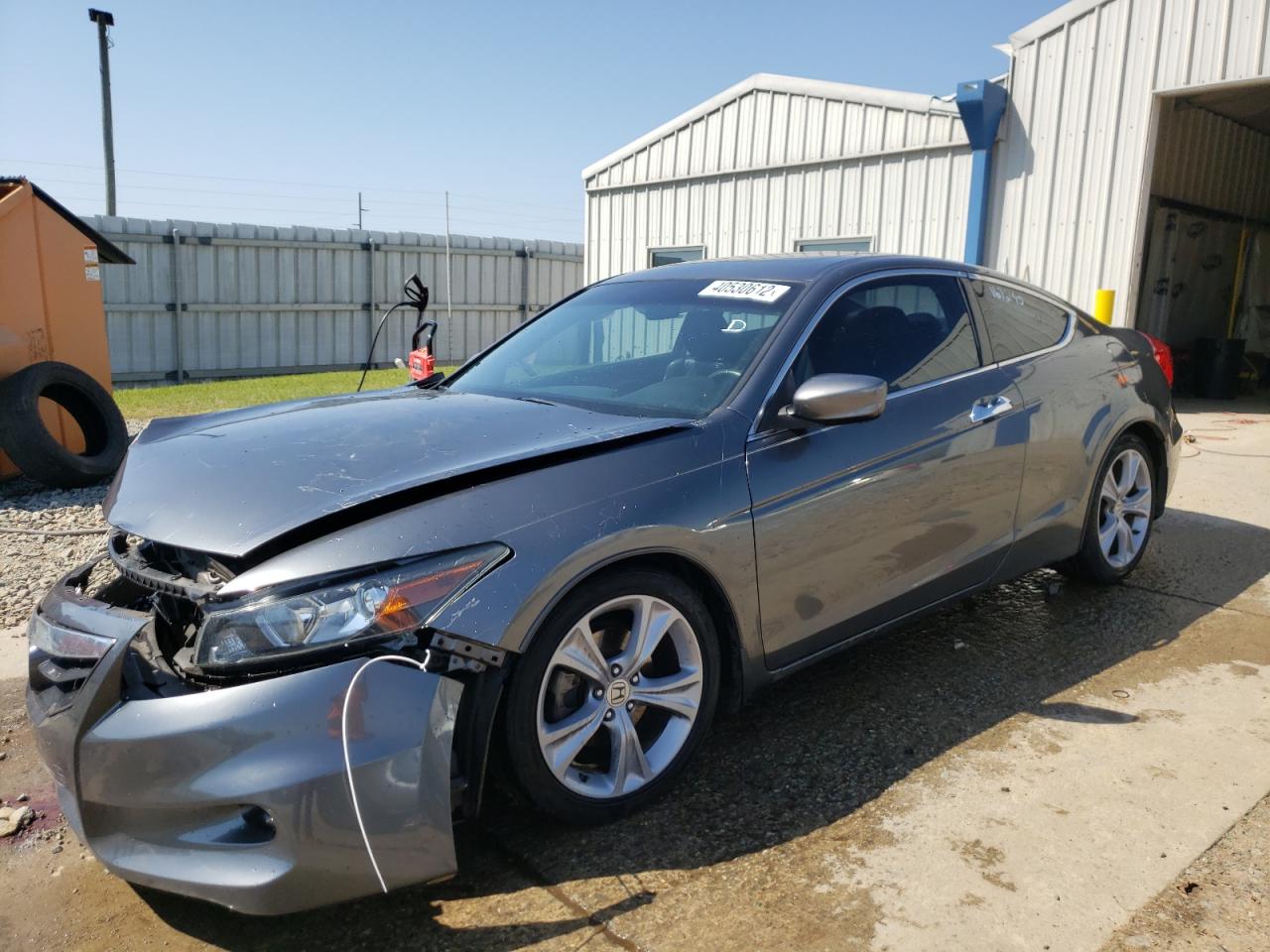 Photo 2 from auction – 2011 HONDA ACCORD EXL with VIN 1HGCS2B86BA004302