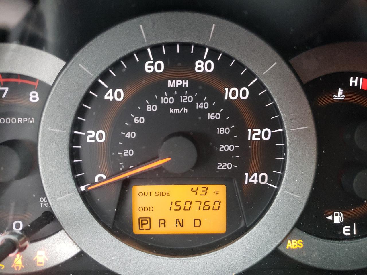 Photo 8 from auction – 2007 TOYOTA RAV4 with VIN JTMZD33V976029539