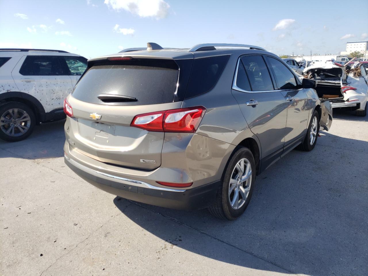 Photo 4 from auction – 2018 CHEVROLET EQUINOX PR with VIN 3GNAXMEV3JS644654