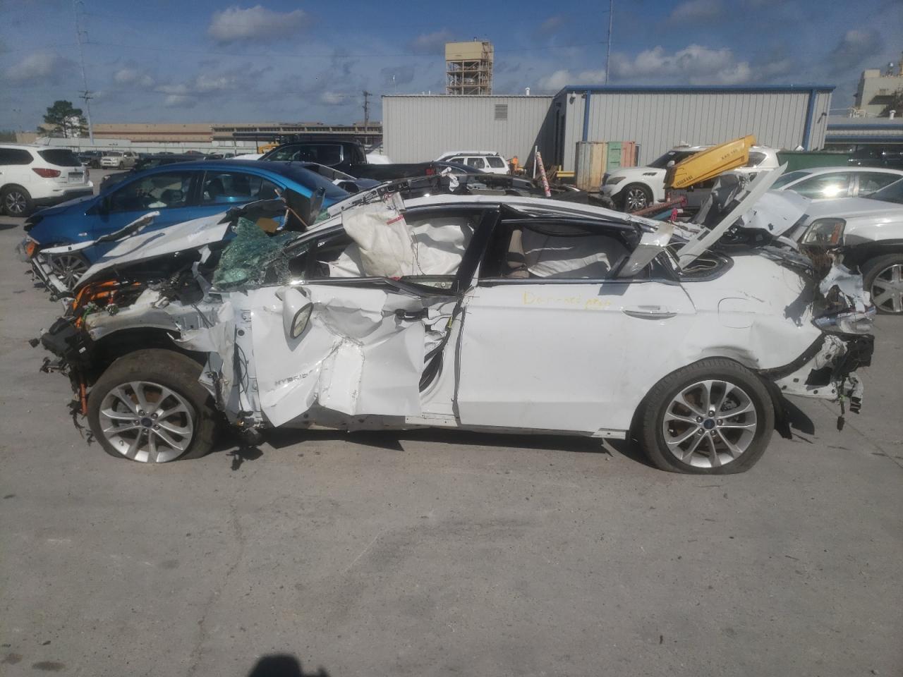 Photo 9 from auction – 2019 FORD FUSION SEL with VIN 3FA6P0MU5KR264150