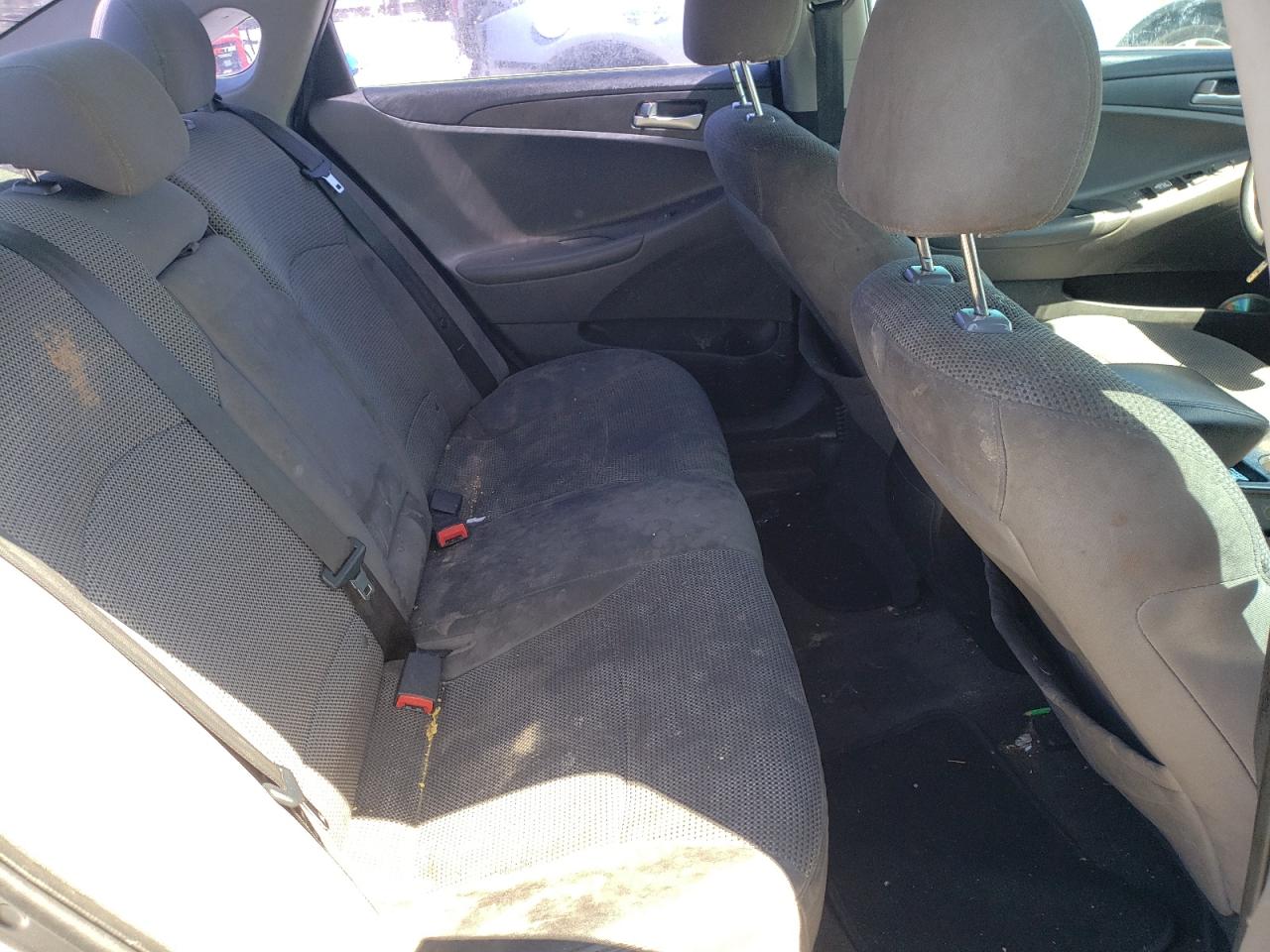 Photo 6 from auction – 2013 HYUNDAI SONATA GLS with VIN 5NPEB4AC9DH532615
