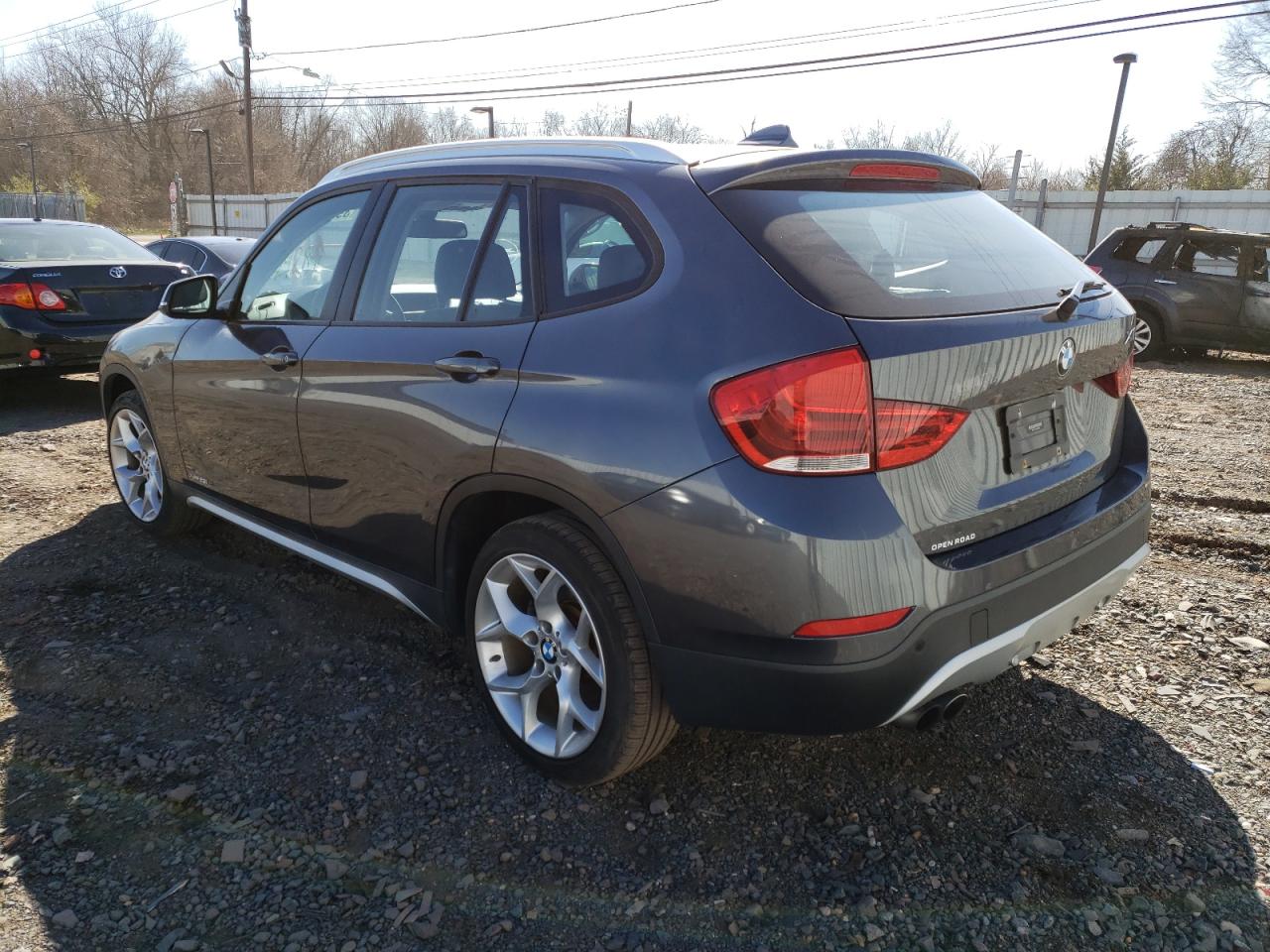 Photo 3 from auction – 2013 BMW X1 XDRIVE2 with VIN WBAVL1C5XDVR85889