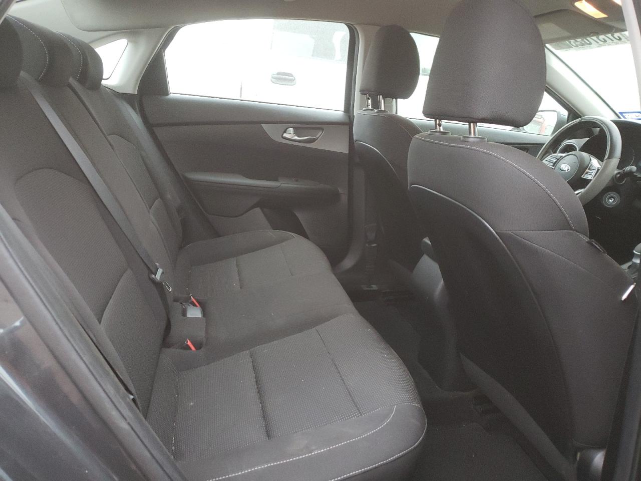 Photo 6 from auction – 2020 KIA FORTE FE with VIN 3KPF24AD2LE176637