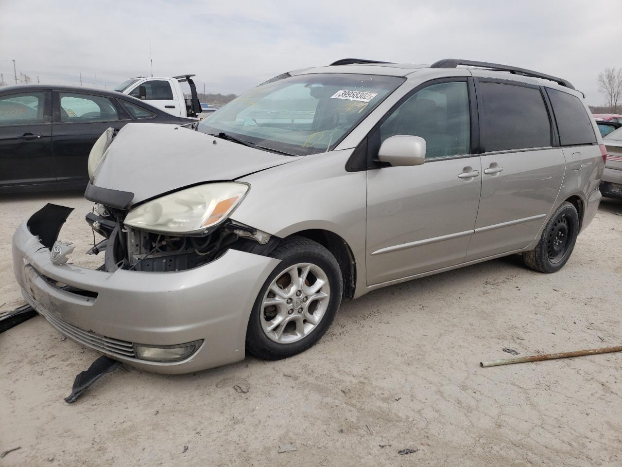 Photo 2 from auction – 2005 TOYOTA SIENNA XLE with VIN 5TDBA22C95S035004