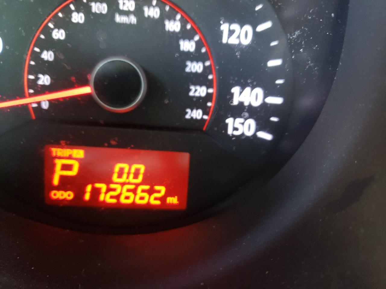 Photo 8 from auction – 2012 KIA SORENTO EX with VIN 5XYKUDA22CG206620