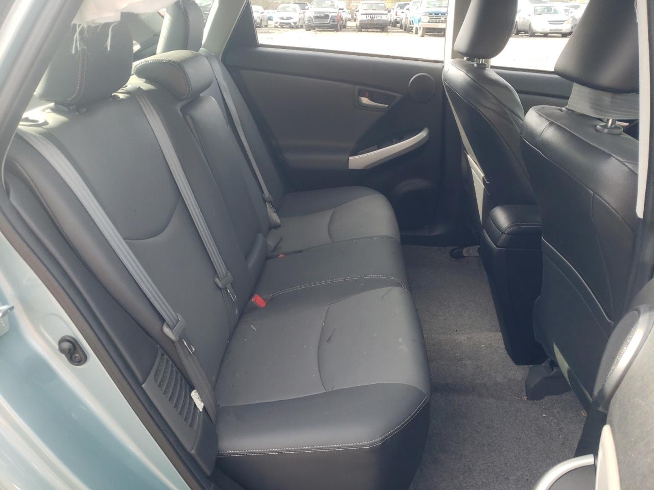 Photo 6 from auction – 2014 TOYOTA PRIUS with VIN JTDKN3DU0E1819925
