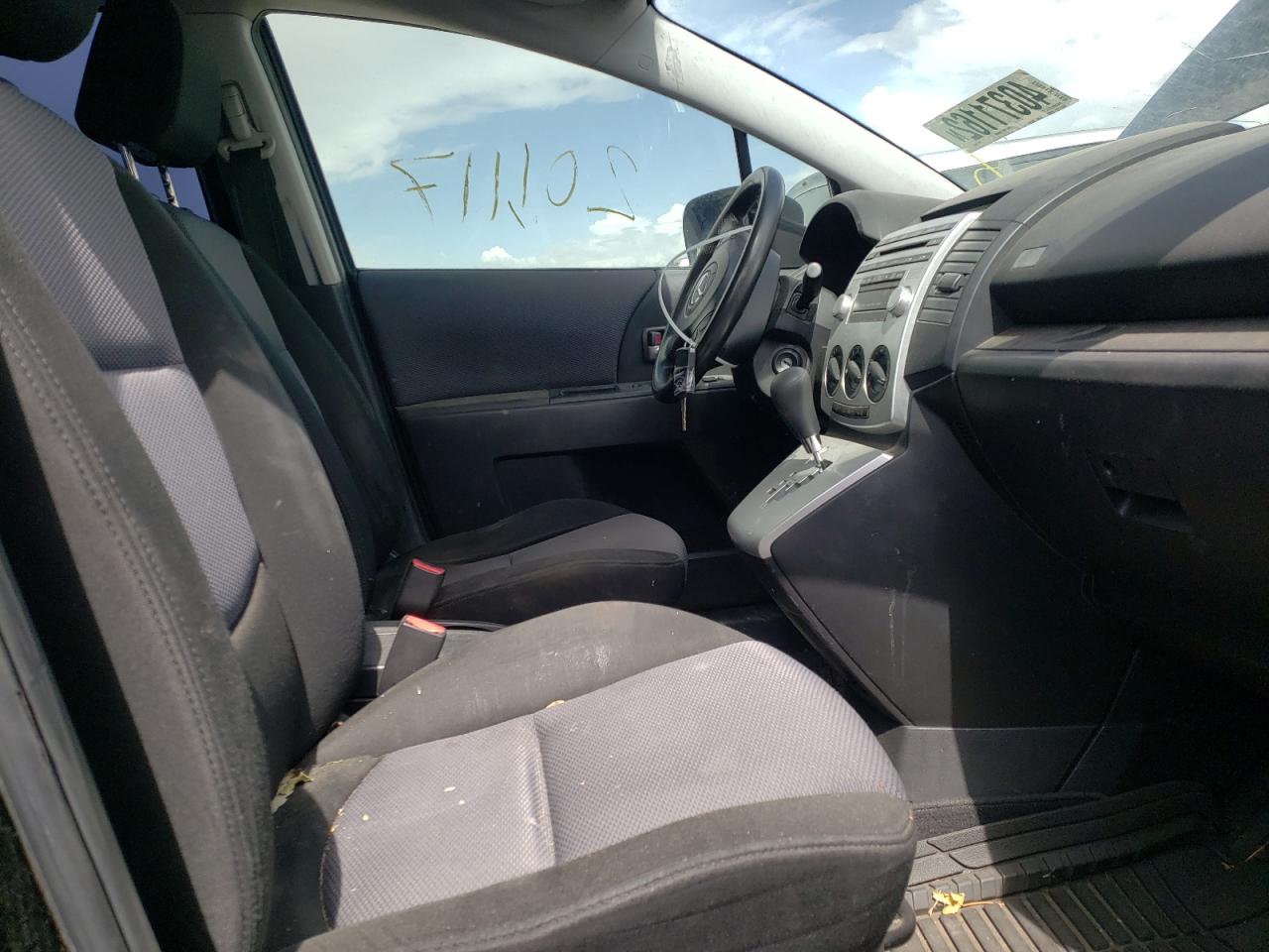 Photo 5 from auction – 2006 MAZDA 5 with VIN JM1CR293160115923