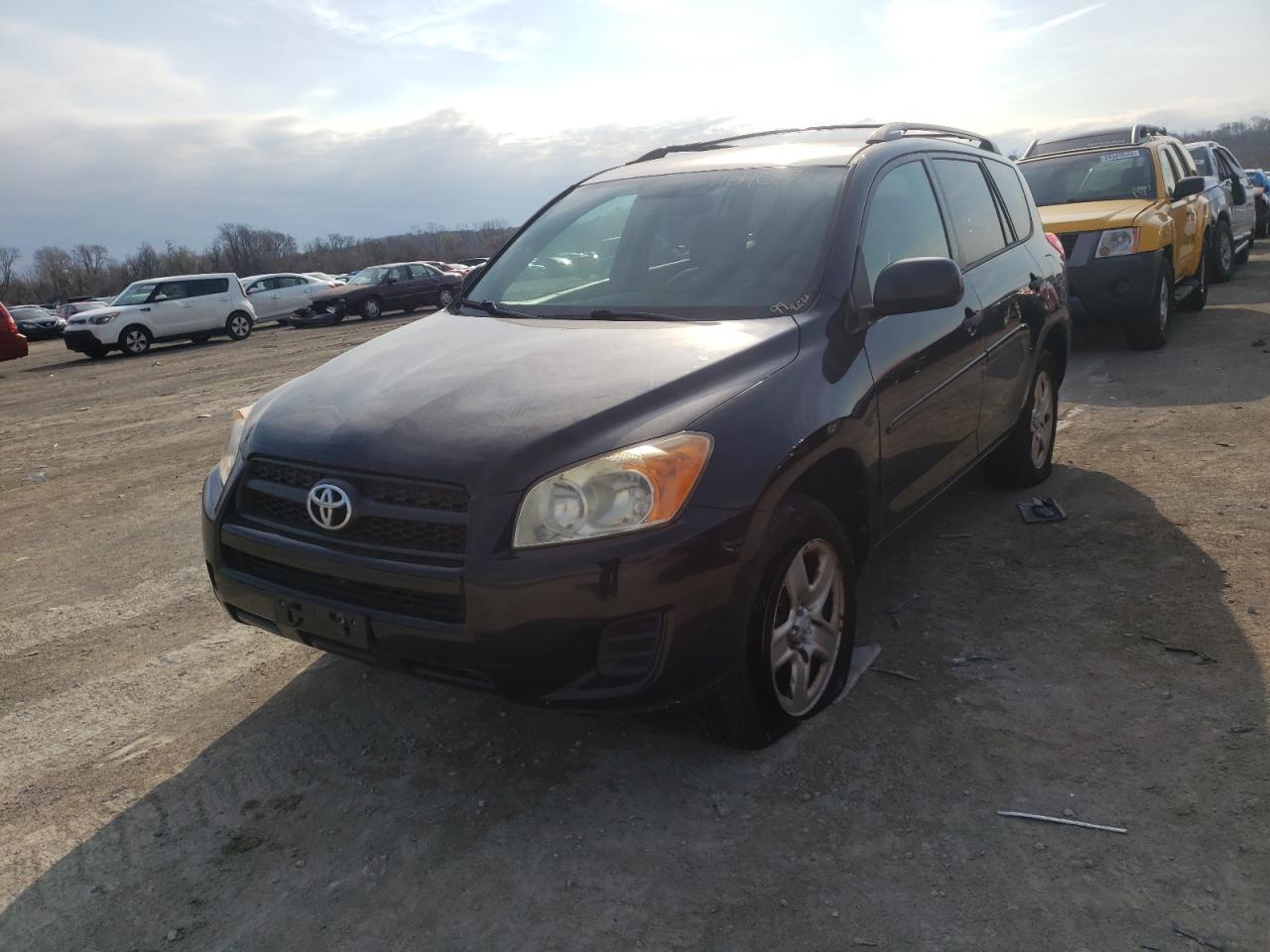 Photo 2 from auction – 2009 TOYOTA RAV4 with VIN JTMBF35V795005225