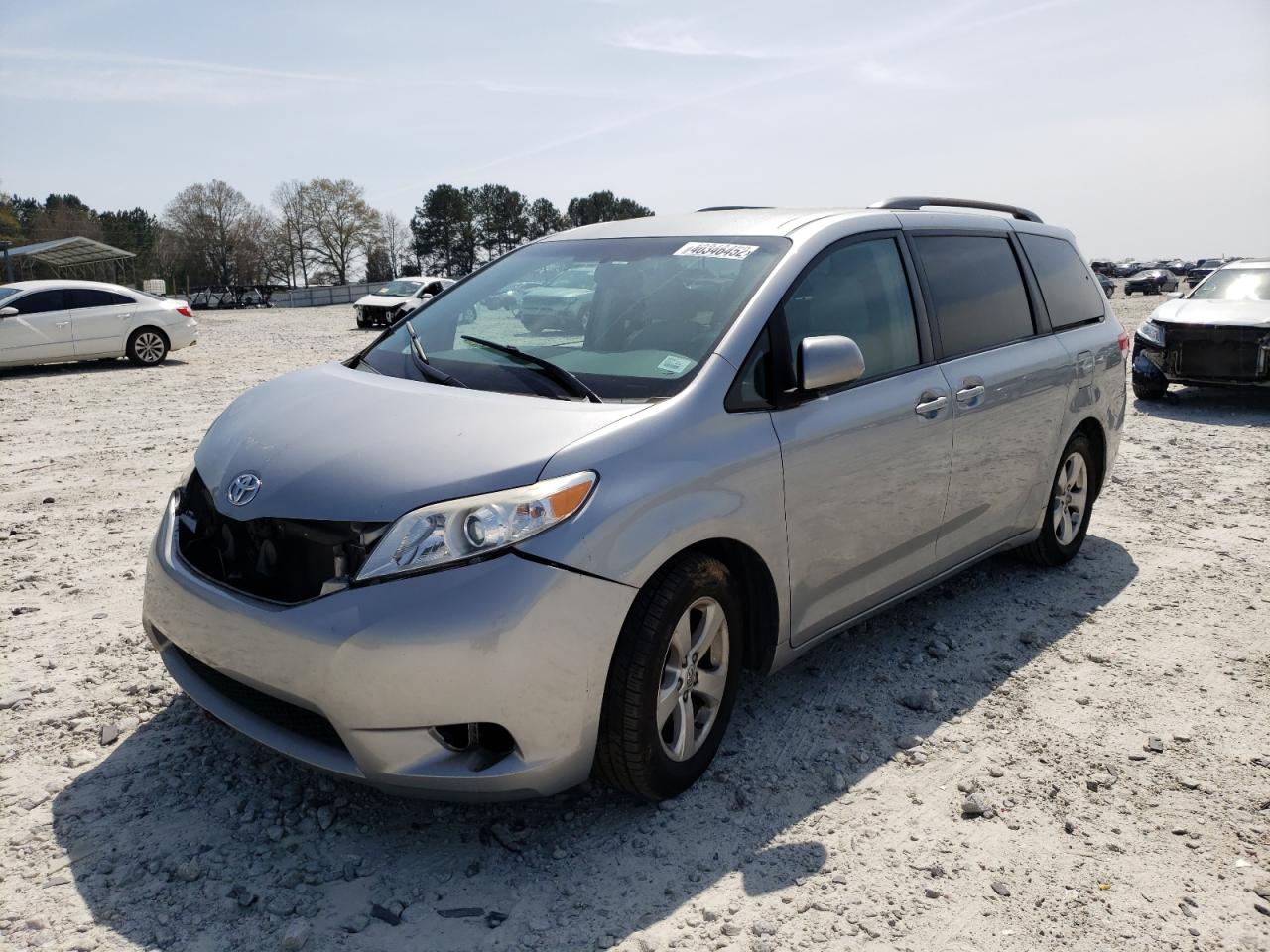 Photo 2 from auction – 2013 TOYOTA SIENNA LE with VIN 5TDKK3DC9DS349363