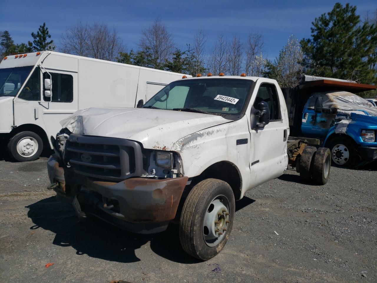 Photo 2 from auction – 2002 FORD F450 SUPER with VIN 1FDXF46F12EB74631