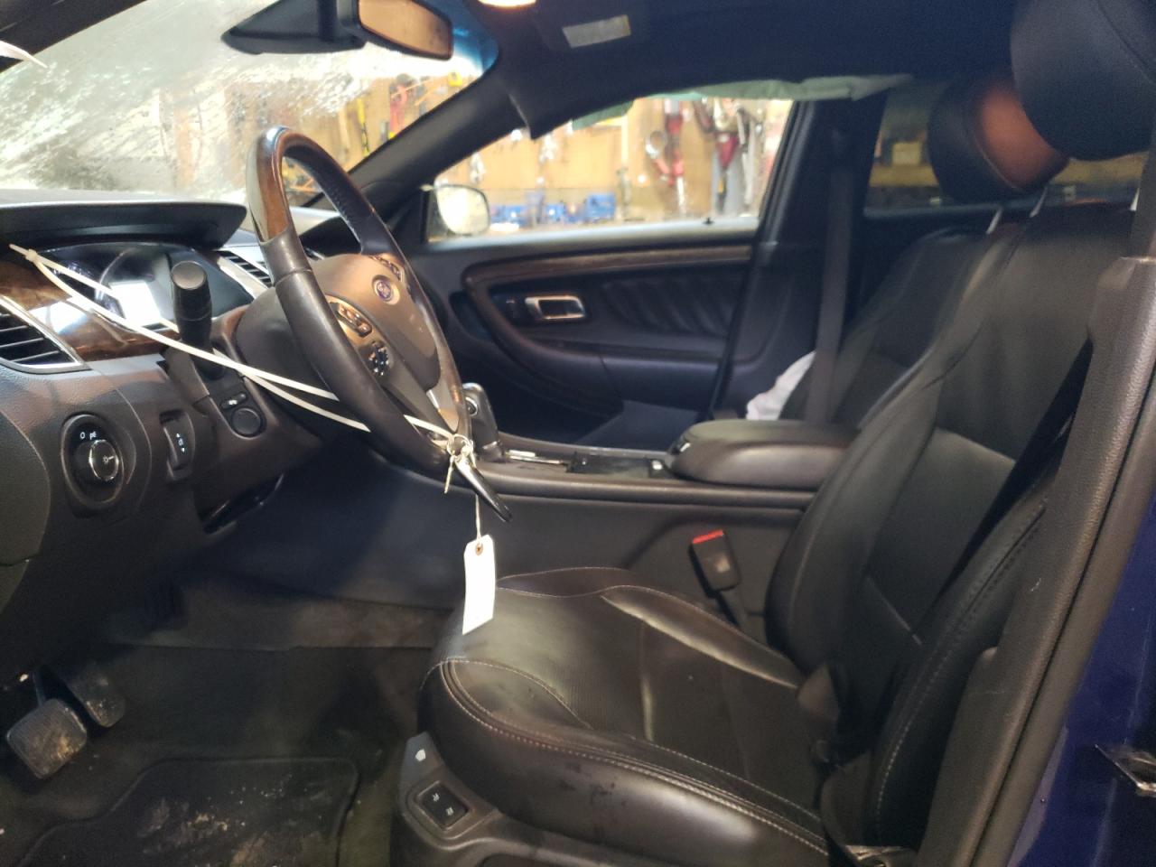 Photo 5 from auction – 2015 FORD TAURUS LIM with VIN 1FAHP2J87FG157786