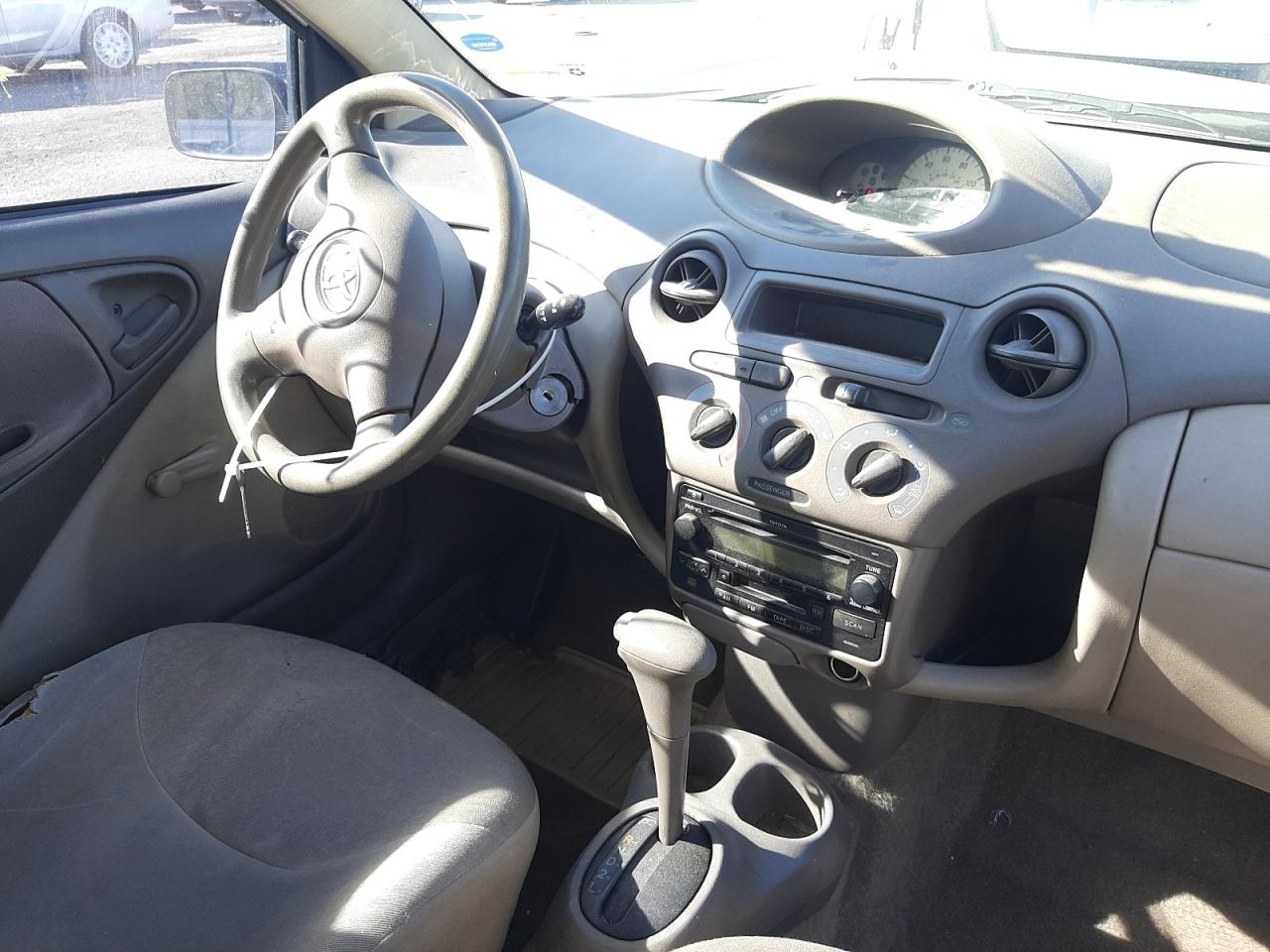 Photo 9 from auction – 2003 TOYOTA ECHO with VIN JTDAT123230264768