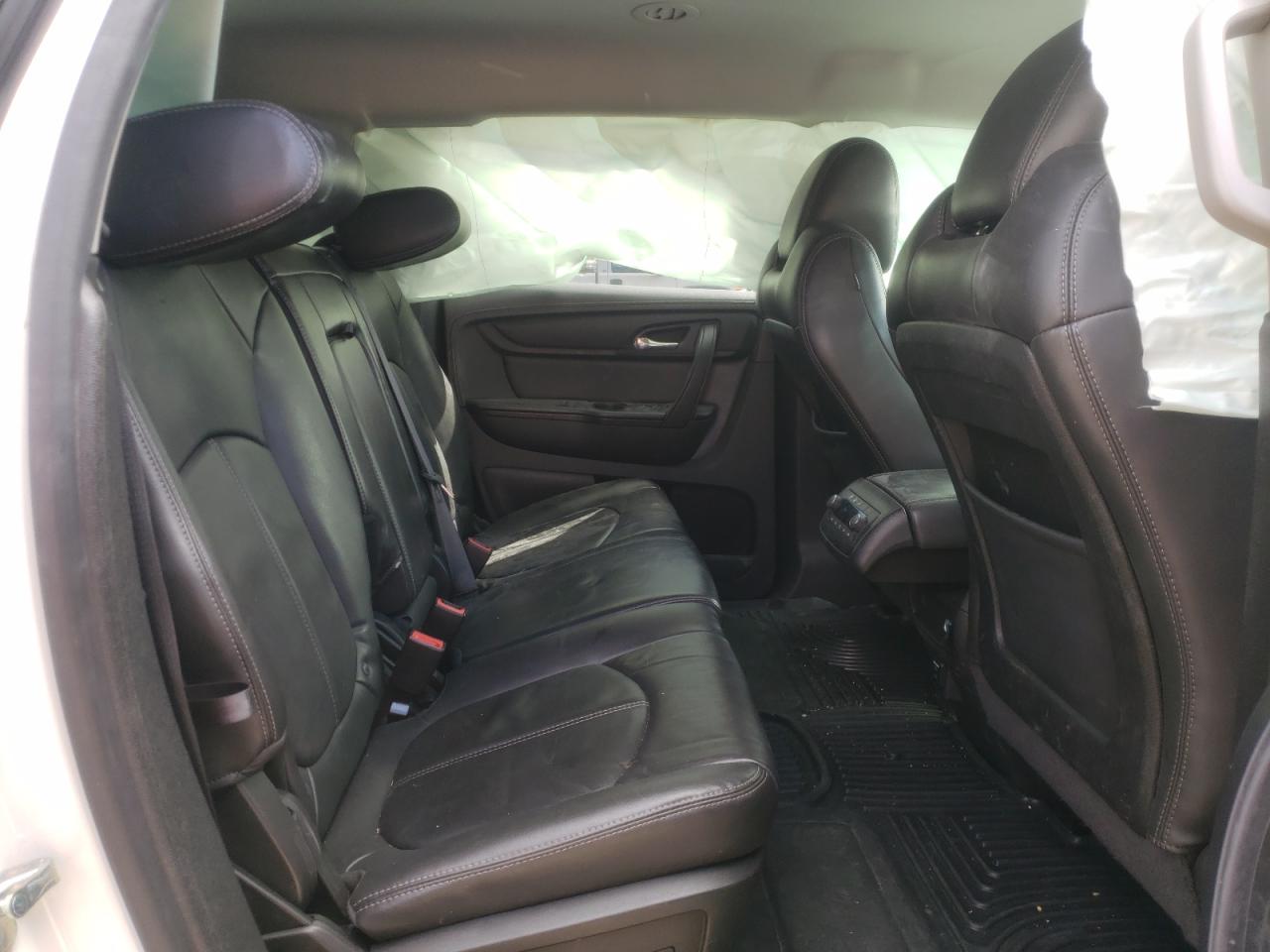 Photo 6 from auction – 2014 CHEVROLET TRAVERSE L with VIN 1GNKVHKDXEJ255997