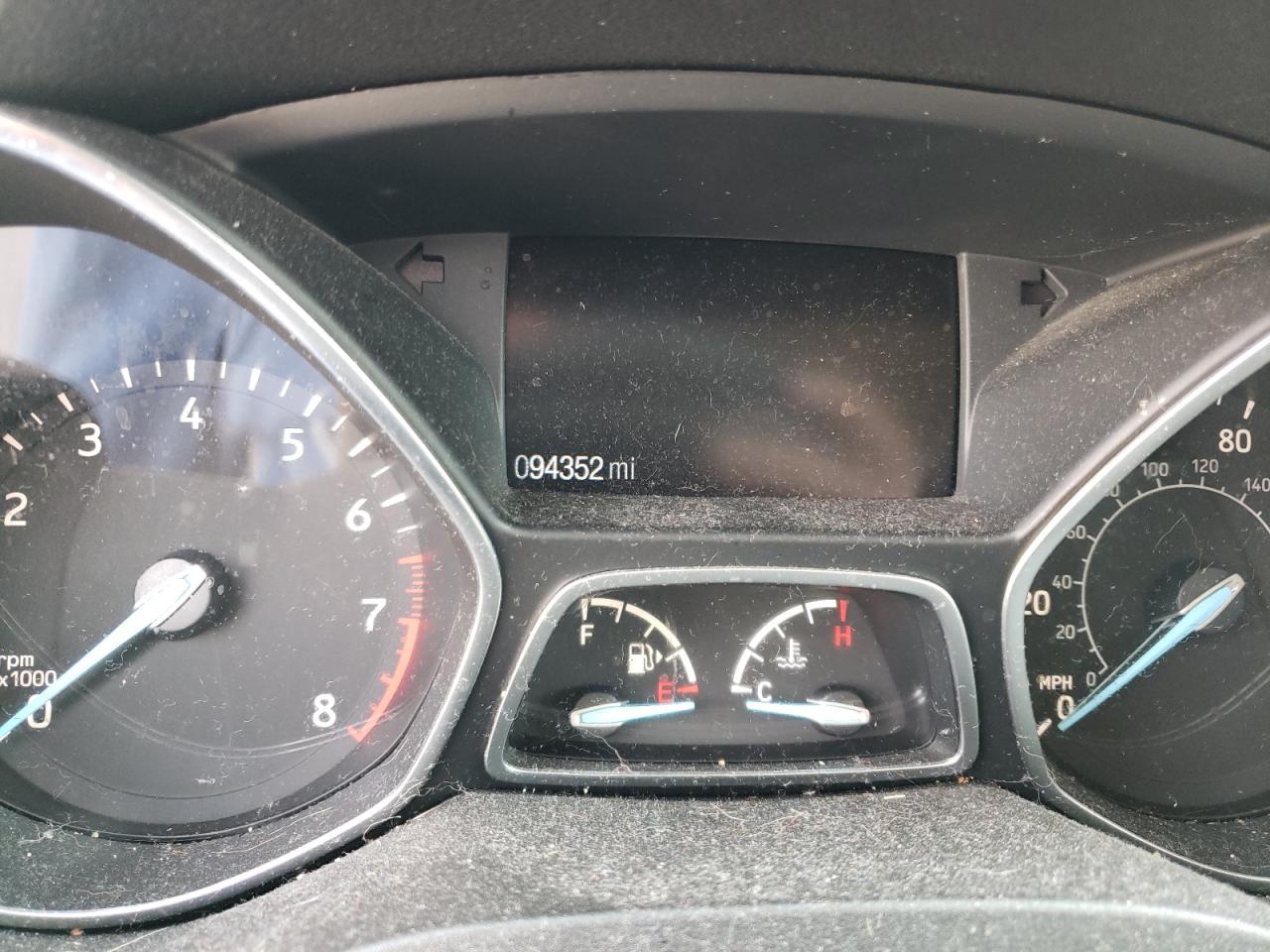 Photo 8 from auction – 2017 FORD ESCAPE SE with VIN 1FMCU0GD7HUE04617