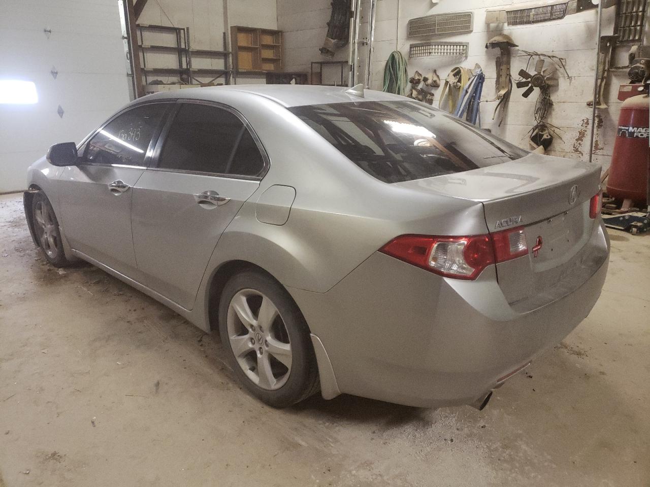Photo 3 from auction – 2010 ACURA TSX with VIN JH4CU2F60AC019543