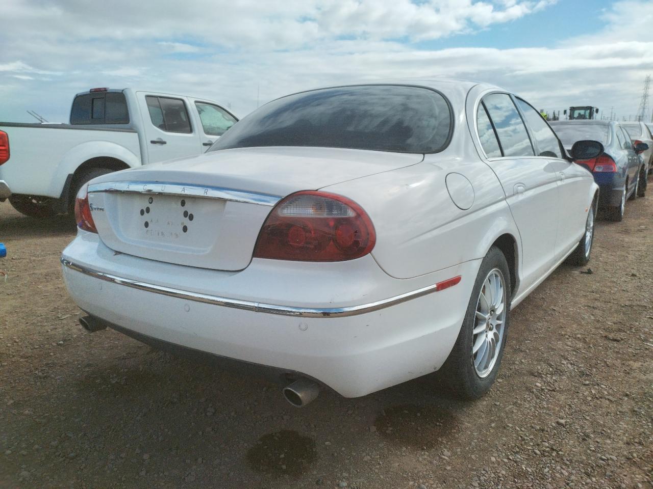 Photo 4 from auction – 2006 JAGUAR S-TYPE with VIN SAJWA01A96FN65109