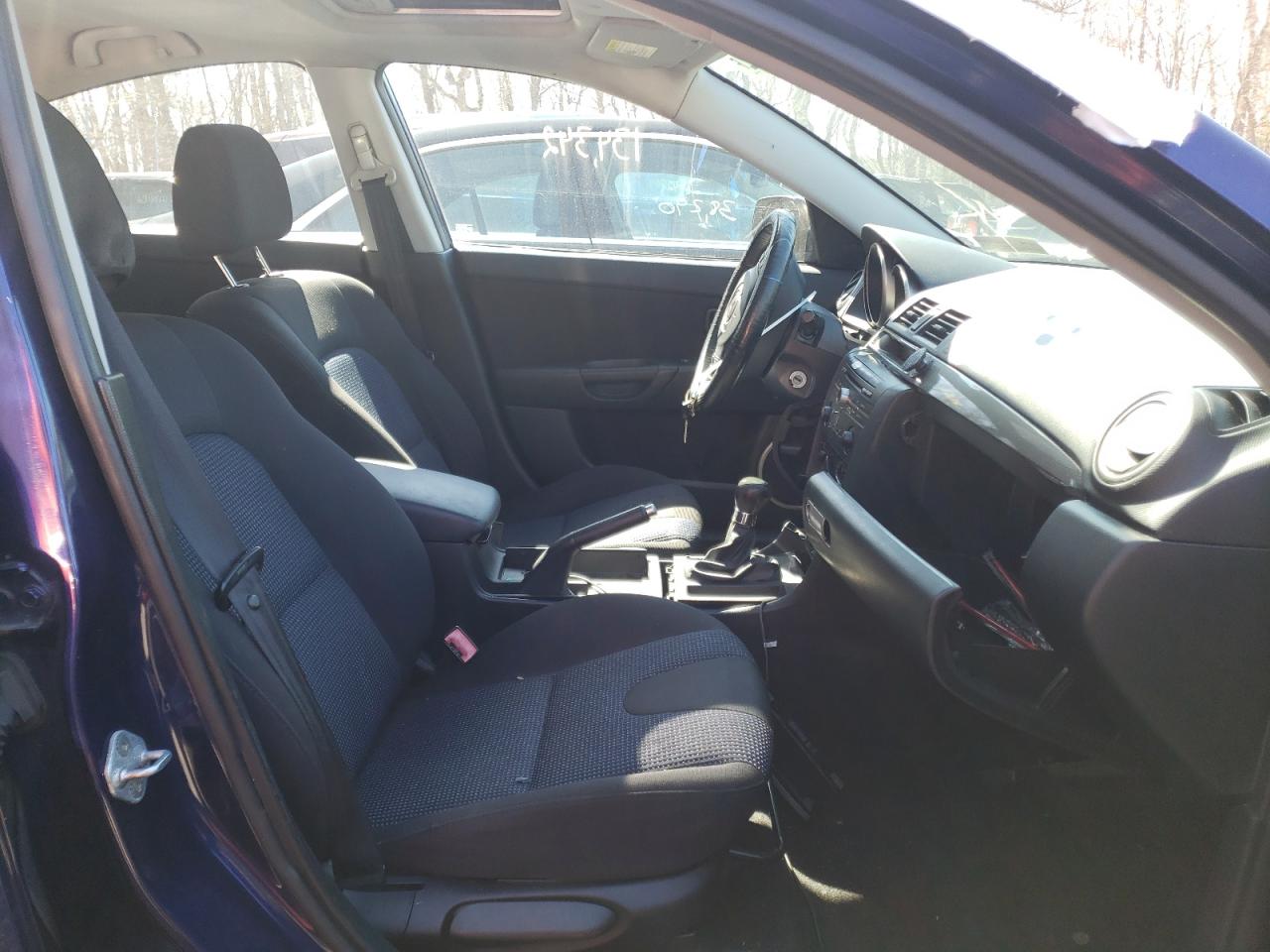 Photo 5 from auction – 2004 MAZDA 3 S with VIN JM1BK123641214460