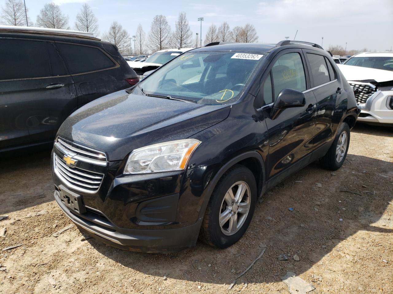 Photo 2 from auction – 2015 CHEVROLET TRAX 1LT with VIN 3GNCJLSB1FL254622