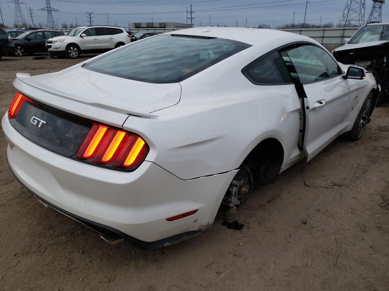 Photo 4 from auction – 2017 FORD MUSTANG GT with VIN 1FA6P8CF7H5333031