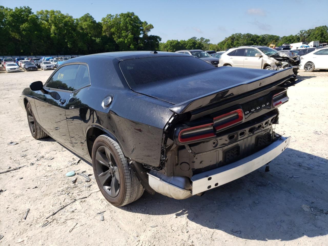 Photo 3 from auction – 2020 DODGE CHALLENGER with VIN 2C3CDZAG2LH149256